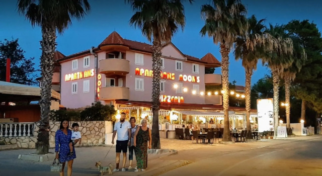 Apartments Monika, Забронировать Апартаменты/квартира Вир Zadar Islands