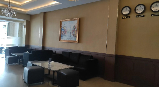 Grand Venetian Hotel, Rezerwuj Hotel Metro 
