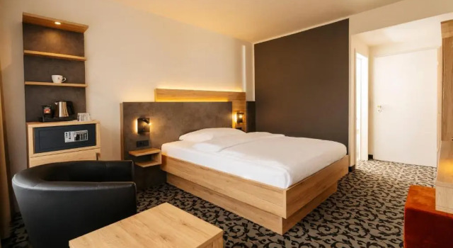 Одноместный номер Deluxe с балконом Caravelle Hotel im Park