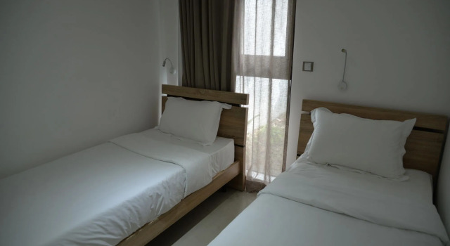 Toparadis Guest House