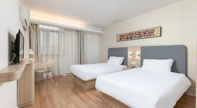 Hanting Hotel Nanjing Jiangning Qilin Technology Park, Book Hotel Hotels in Jiangning with Parking, Parking