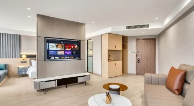 Люкс Business Huayue Hotel (Shaoxing Shengzhou Pukou Town)