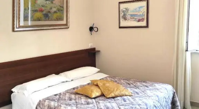 Mara's House, Забронировать Отель Отели Рима с завтраком, рядом с Собор Святого Петра, Завтраки