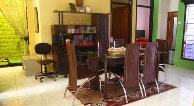 Sukaraja Guest House Pasteur, Rezervovat Penzión Bandung West Java