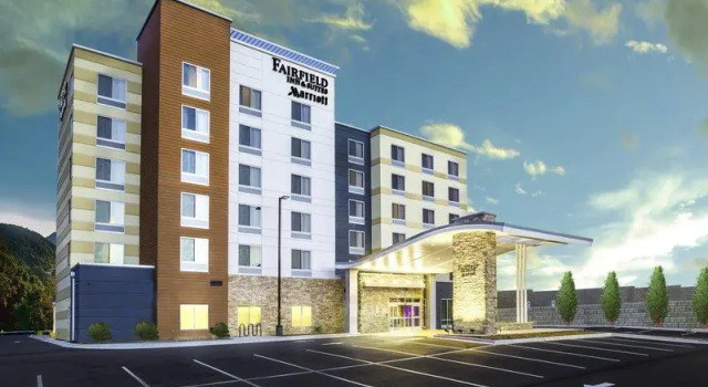 Четырёхместный люкс Fairfield Inn & Suites by Marriott Asheville Tunnel Road