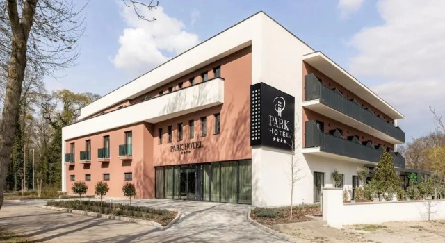 Park Hotel, Réserver Hôtel Mosonmagyaróvár 