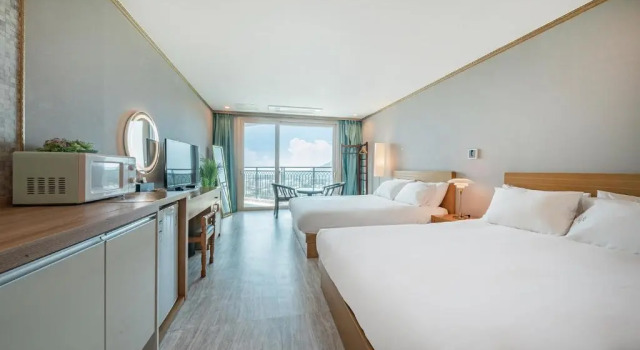 Семейный номер Deluxe J View Hotel