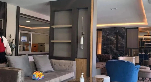 Room-luxury Condo, Chaing Mai Night Baza, Забронировать Гостевой дом Отели провинции Чианг Мая с парковкой, Парковка