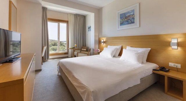 Двухместный номер Comfort с частичным видом на море Family Hotel La Luna - All inclusive