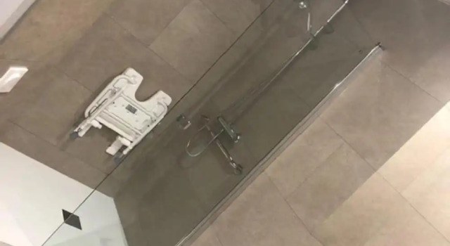 Трёхместный семейный номер Standard Hotel Victor Hugo