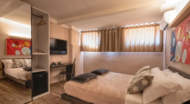 Номер Superior GOGO` Petit Hotel