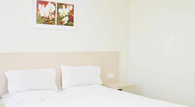 Red Sun Bussiness Hotel, Buchen Sie Hotel Hedong 