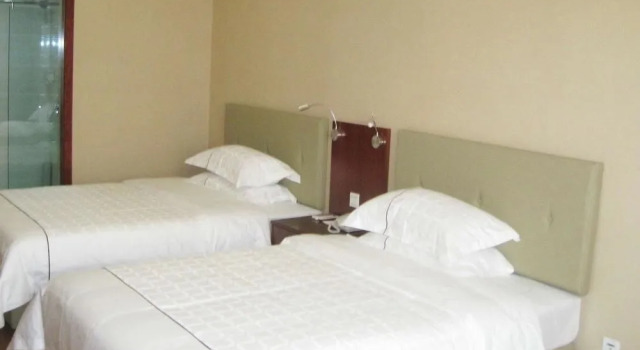 Yun Du Hotel, Prenota Hotel Hotel a Shandong con parcheggio, Parcheggio