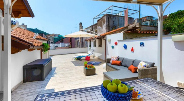 Апартаменты с 2 комнатами Bells apartment