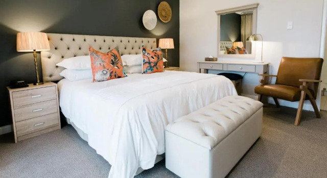 Двухместный номер Standard Mont dOr Hotel Clarens, Cork Tree Collection