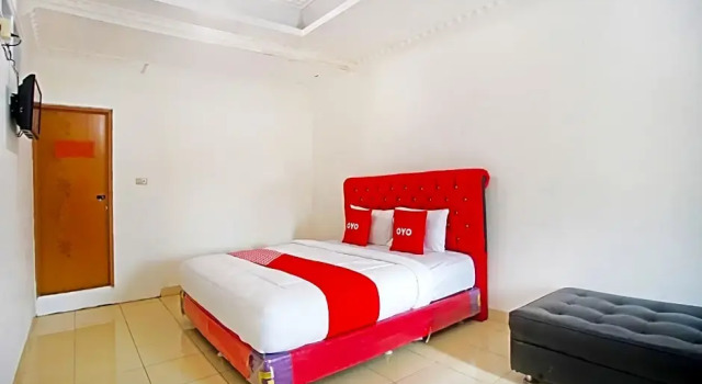 Люкс OYO 91460 Guest House Kencana Syariah