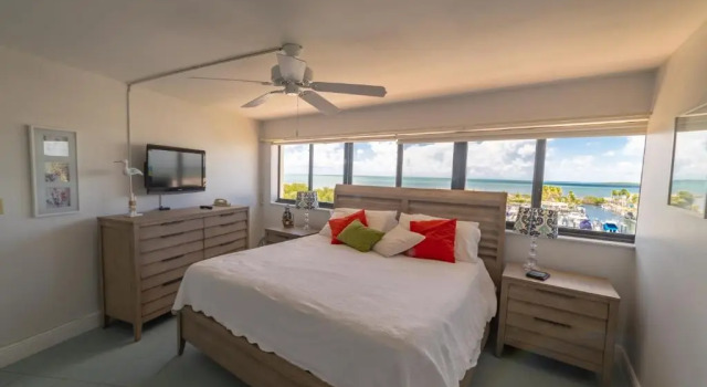 Kawama Yacht Club Apartment, Rezerwuj Apartament Hotele w Key Largo z parkingiem, Parking