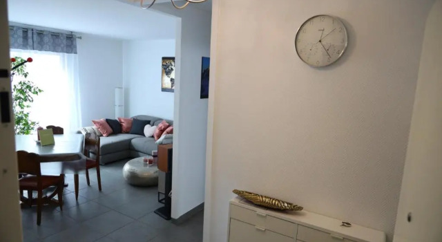 Appart T3 avec garage Lyon 6eme Brotteaux Lycée du Parc, Rezerwuj Apartament Hotele w Rhône z parkingiem, Parking