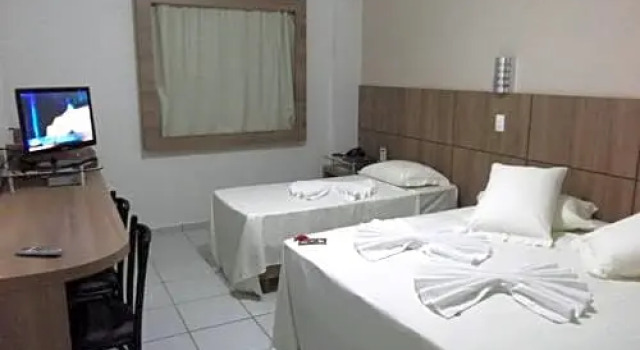 Трёхместный номер Deluxe Hotel Maestro Villa Do Lago Toledo