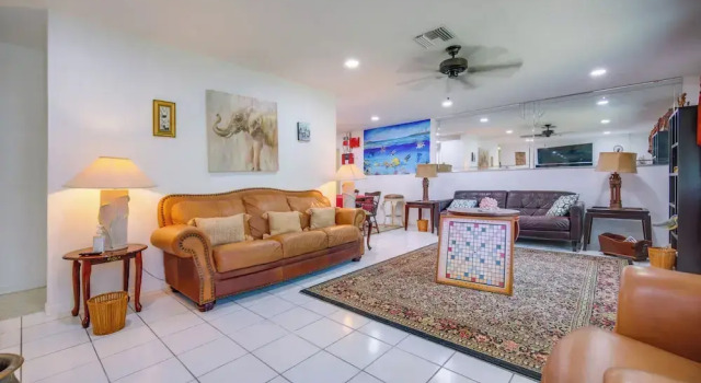 < 3 Mi to Hard Rock Stadium: Miami Home w/ Sunroom, Rezervați Casă de vacanță Miami Gardens Broward County