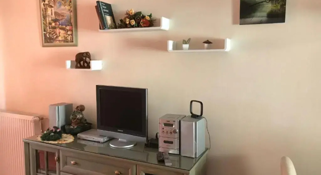 Haus Sonnenschein, Забронировать Отель Отели Балатонлелле с парковкой, рядом с Пляж Напфень, Парковка