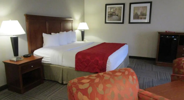 Двухместный люкс Ramada by Wyndham Platte City KCI Airport