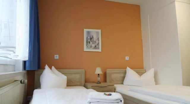 Hotel Sturm, Prenota Hotel Tangermuende 