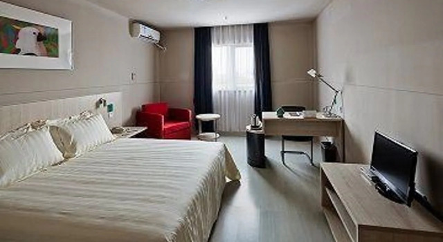 Jinjiang Inn Anshan Thriving Square, Buchen Sie Hotel Anshan Liaoning