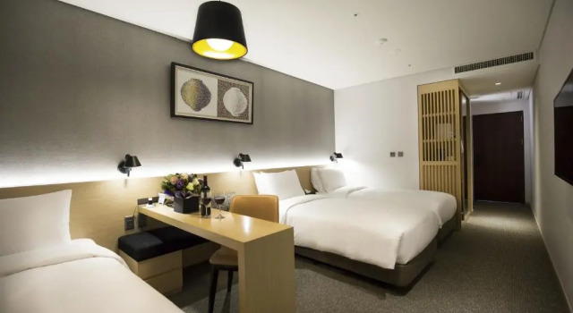 Трёхместный номер Deluxe Arirang Hill Hotel Dongdaemun