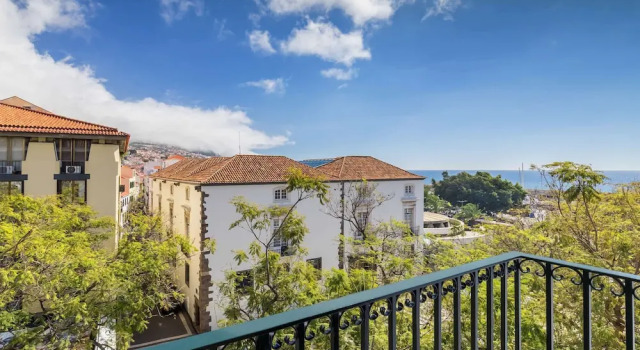 Номер Deluxe с видом на город Barceló Funchal Oldtown