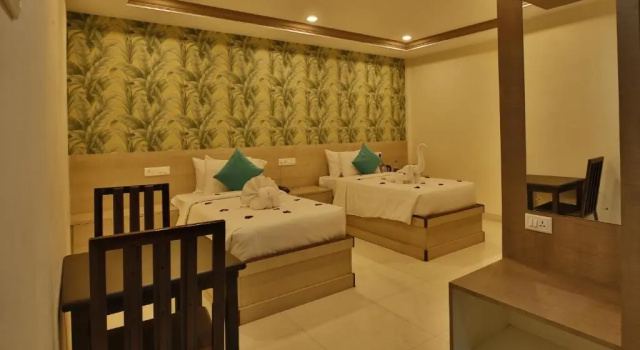Люкс Business Hotel Ramtel inn