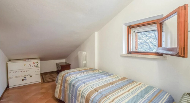 Nice Home in Pesaro -pu- With 4 Bedrooms, Wifi and Outdoor Swimming Pool, Rezervovat Hotel Pesaro 