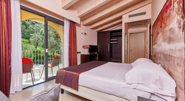 Двухместный номер Standard с балконом Hotel Europa