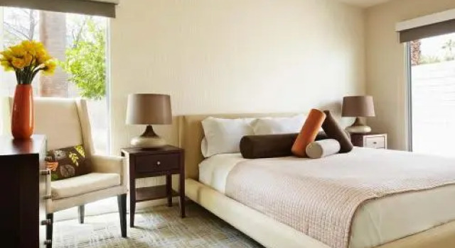 Hotel White House