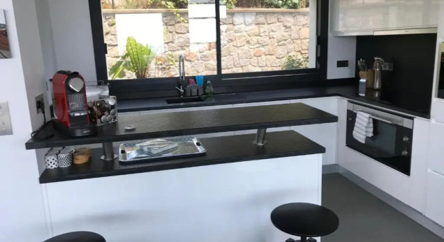Вилла с видом на море Villa dexception, piscine, vue mer, plage à 100M