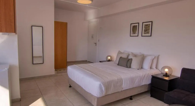 Phaedrus Living City Flat Palas 104