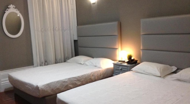 Четырёхместный номер Standard Royal Porto City