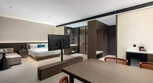 Люкс Business Days Inn By Wyndham Liupanshui Railway Station