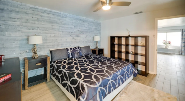 Canal Access & Private Pool: Cape Coral Oasis!