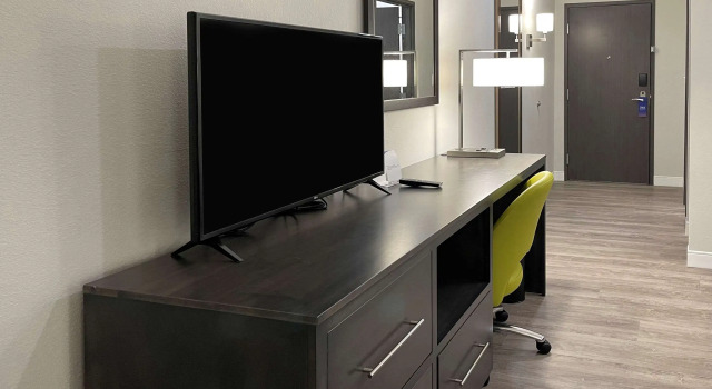 Comfort Suites Cincinnati University - Downtown, Забронировать Отель Отели Цинциннати с бассейном, рядом с UCmedicalCenter, Бассейн