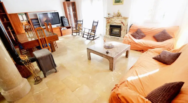 Villa Pelícano, Varaa Villa Mökit kohteessa Playa de Palma, Mökki