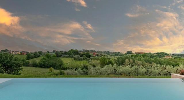Villa Sunkiss at I Masi Winery, Book Villa Cottages in Montecarlo, Cottage