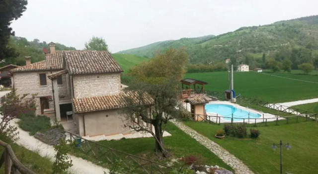 Agriturismo Il Casale, Rezervovat Hotel Pergola 