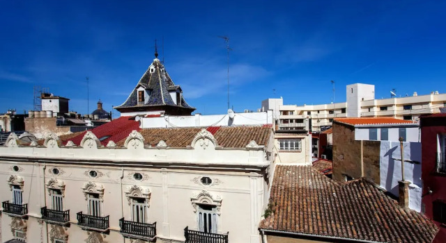 Apartment in the old town with terrace, Забронировать Апартаменты/квартира Сьютат Белла 