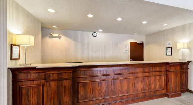 Quality Inn Spring Mills - Martinsburg North, Prenota Hotel Falling Waters Virginia Occidentale
