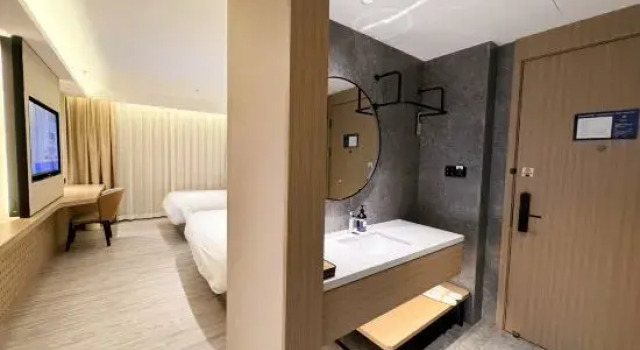 Люкс Starway Hotel (East Plaza of Chifeng Railway Station)