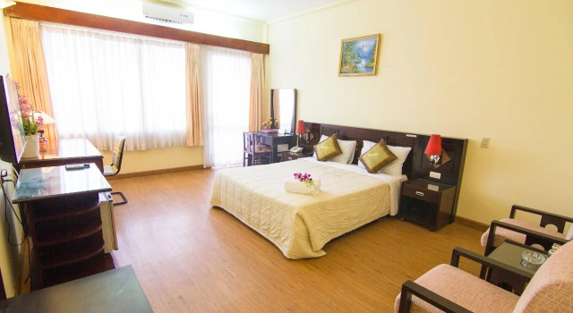 Song Hong Hotel, Забронировать Отель Отели Вунгтау с парковкой, рядом с Ho May Culture and Ecotourism Park, Парковка