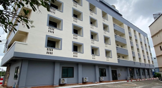 SR Hotel, Забронировать Отель Moo 4 