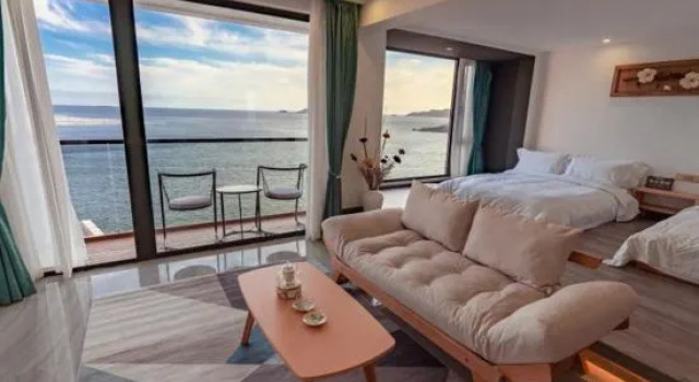 Семейный люкс с красивым видом из окна Shengsi I Chose Luxury Sea View Homestay (Dayuwan Bay Beach Branch)