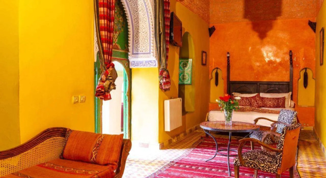 Riad Le Dromadaire Bleu by Weekome